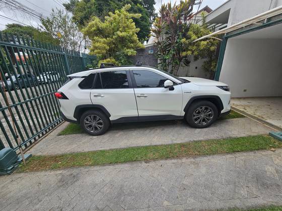 TOYOTA RAV4 2.5 VVT-IE HYBRID SX CONNECT AWD CVT